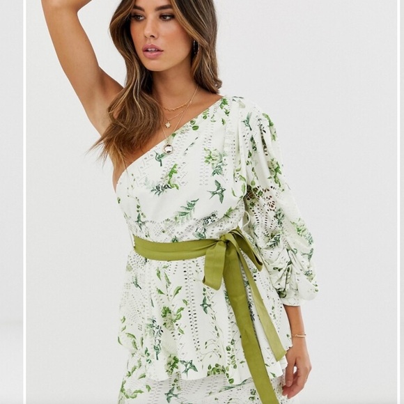 NWT ASOS one shoulder cut work floral print dress with belt - Picture 3 of 9